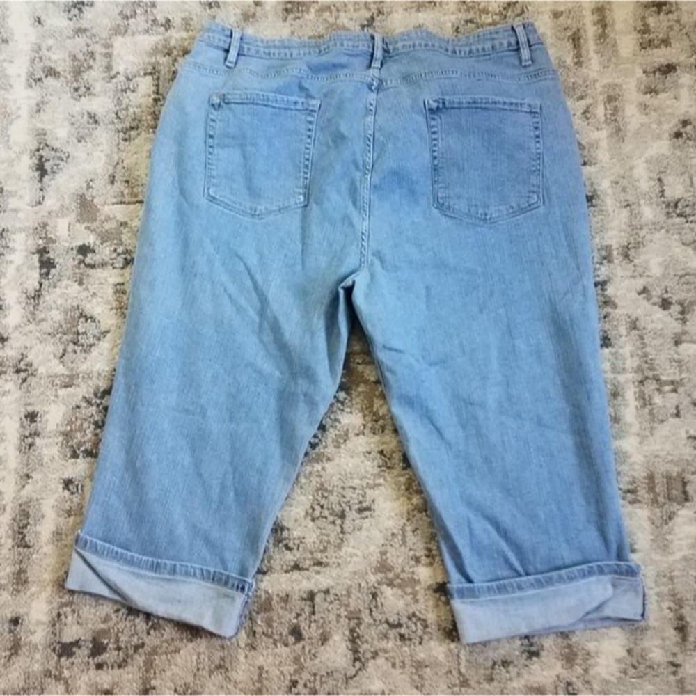 WOMENS Jean Capris - Picture 2 of 4